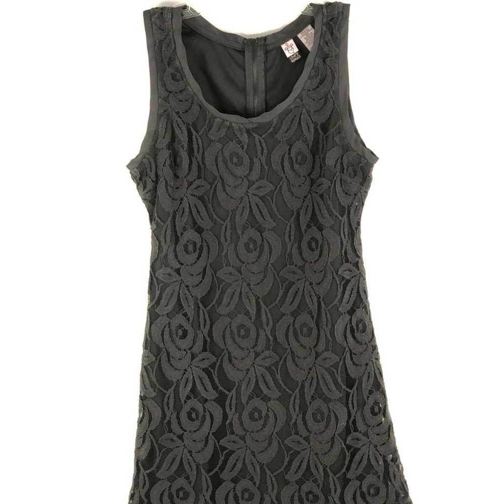 Love on a Hanger Ladies Lace Dress Size M Gray